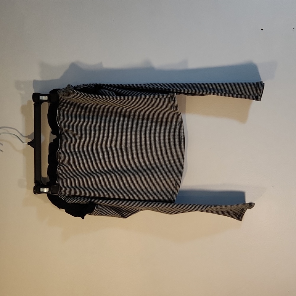 Mind code long-sleeved shirt for teens size M